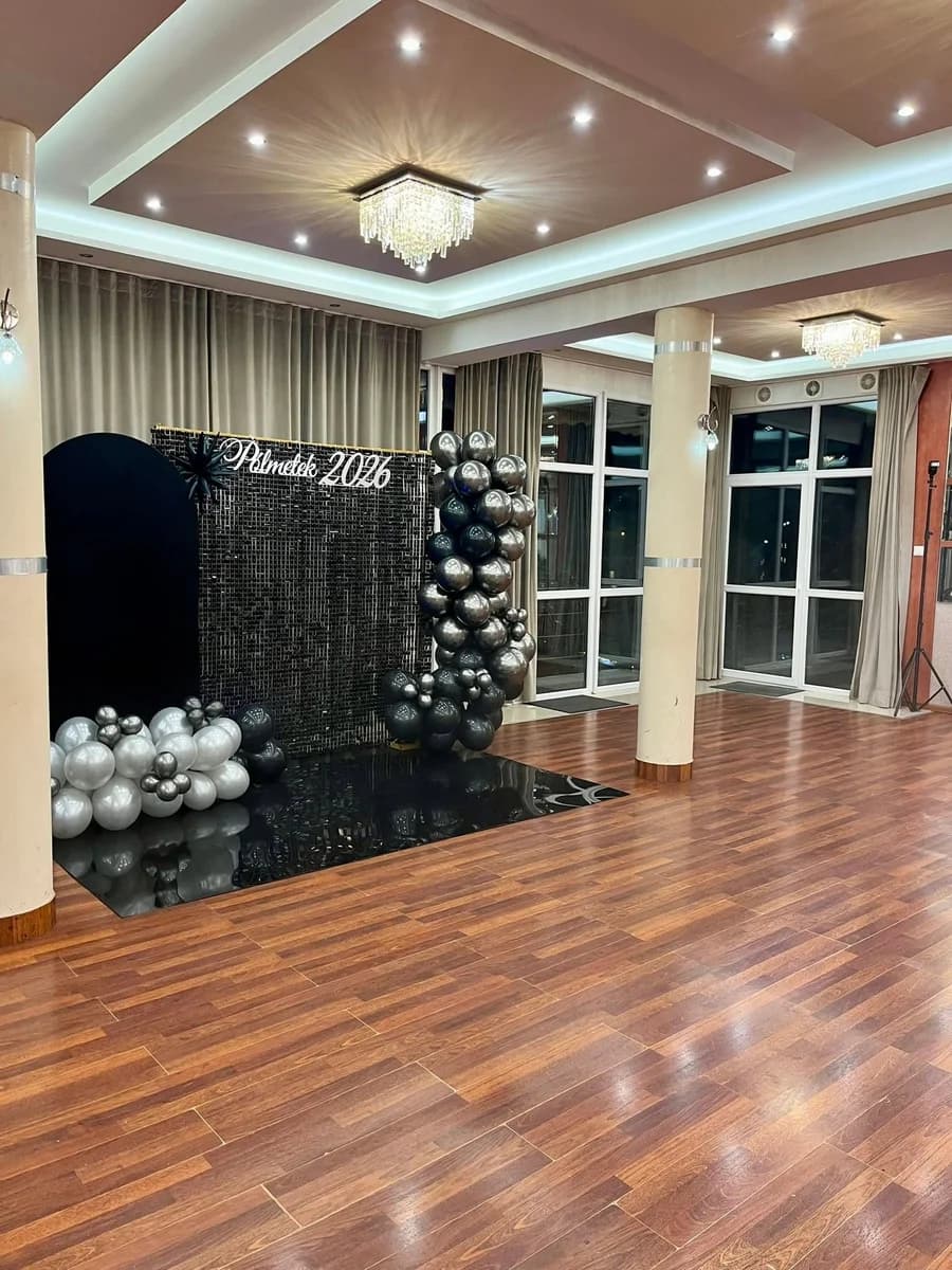 Sale połączone na duży bal, Restauracja Szkiełka w Łowiczu