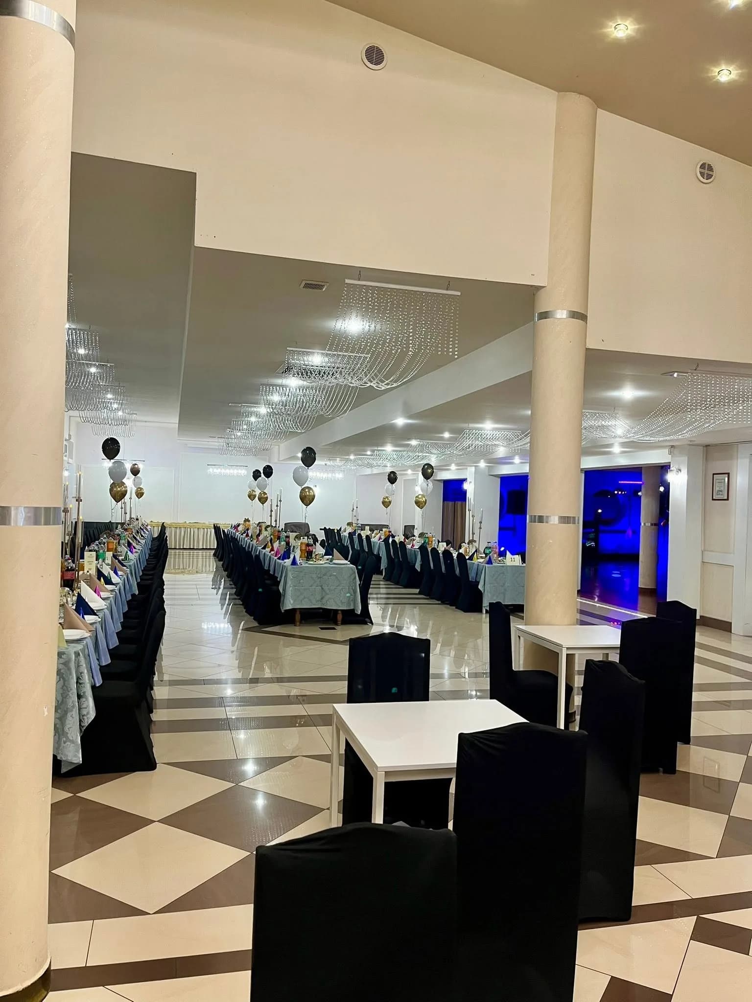 Atmosfera sylwestrowej nocy w Restauracji Szkiełka